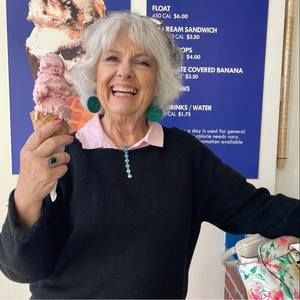 Meet your Posher, Joy